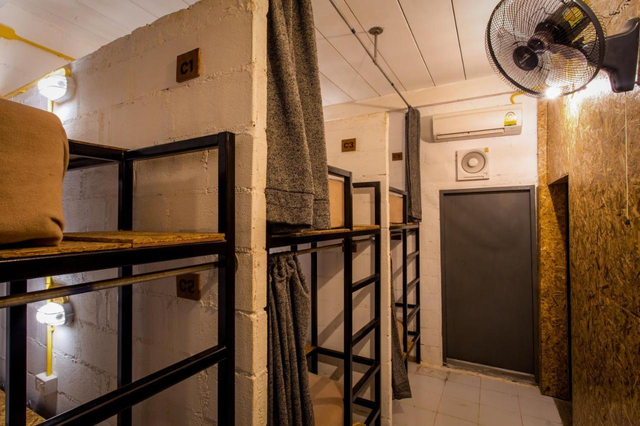 Loft Hostel Тау Экстерьер фото