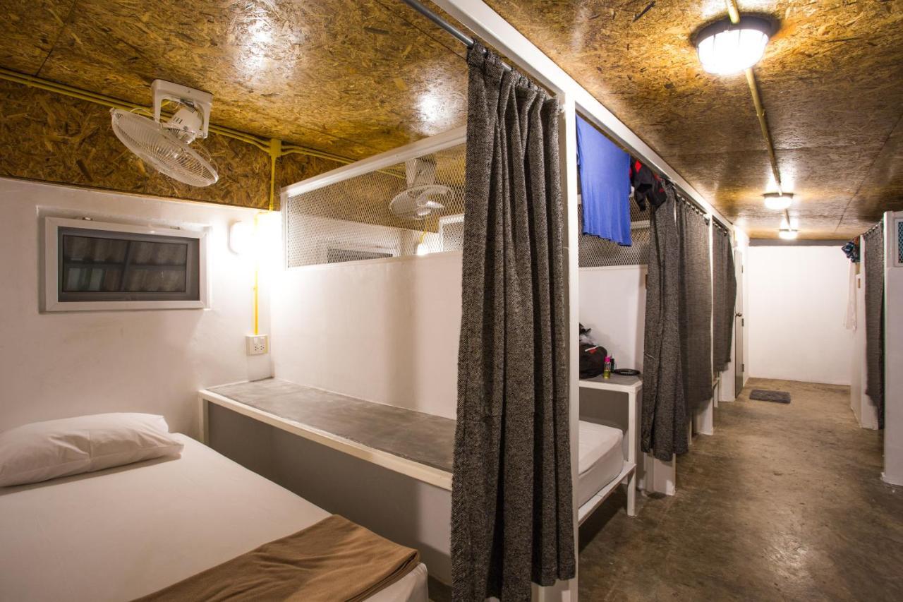 Loft Hostel Тау Экстерьер фото